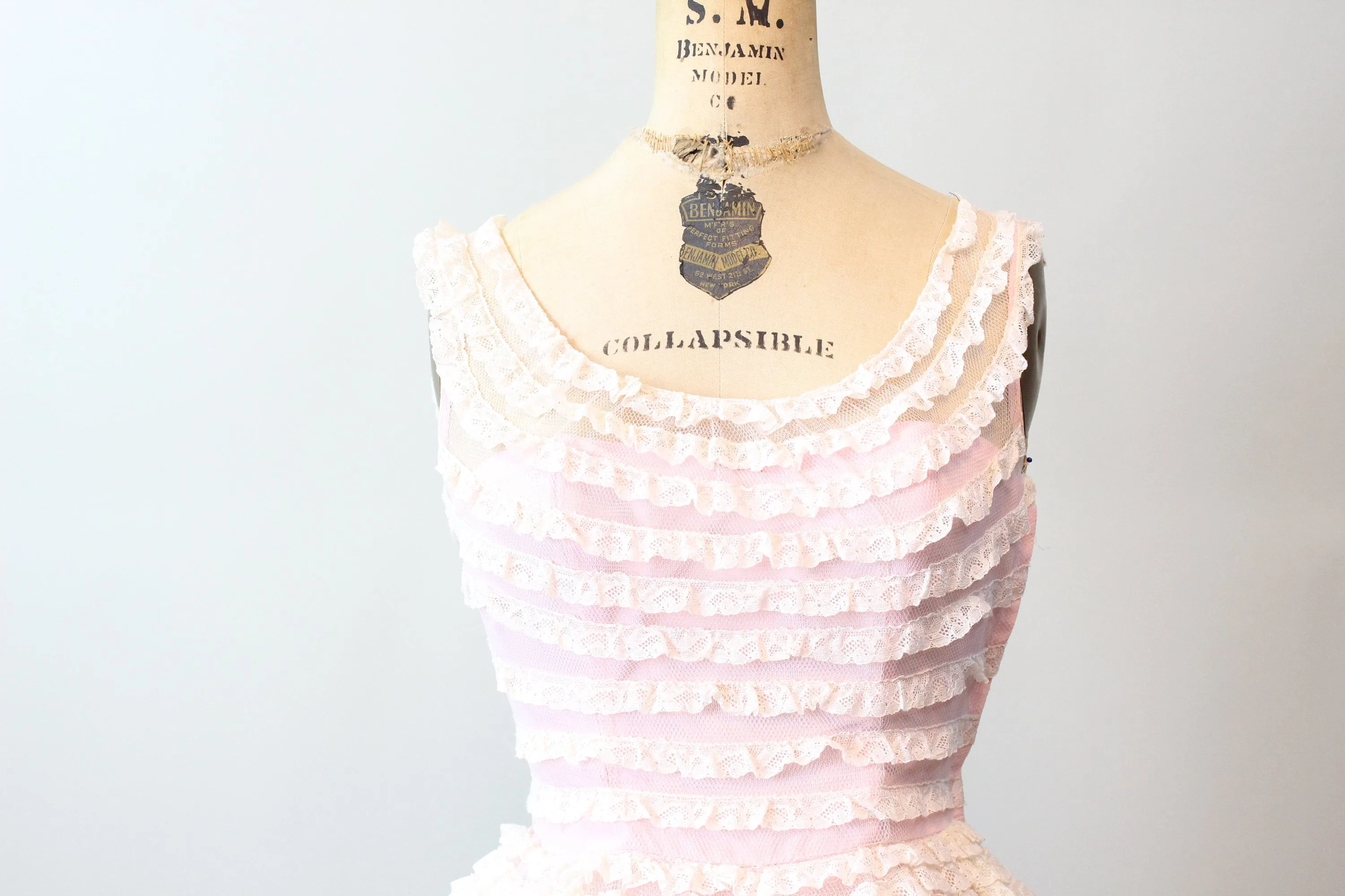 1950s CUPCAKE lace tulle dress xs  | new spring summer