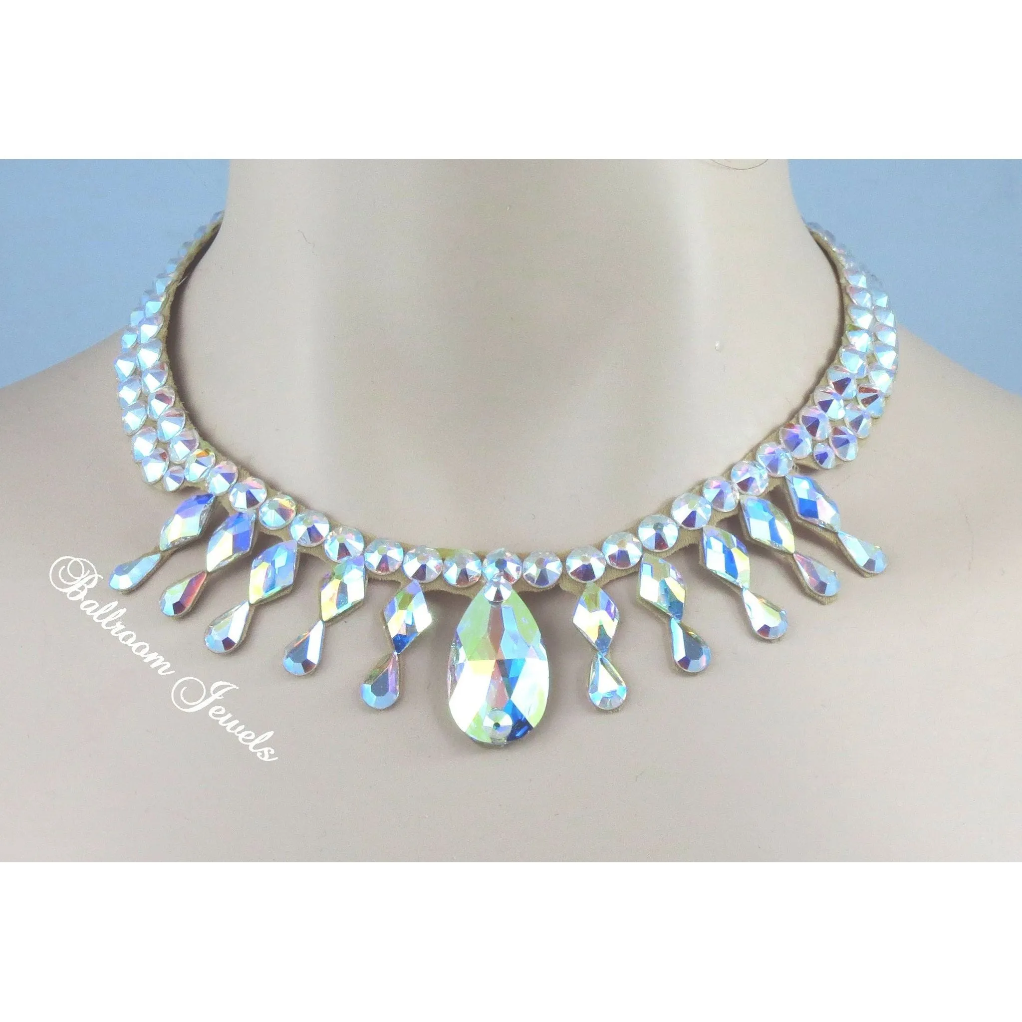 Ballroom Necklace Pear fringe