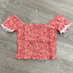 Bela & Nuni Pink Leaves Ruffle Sleeve Elastic Top