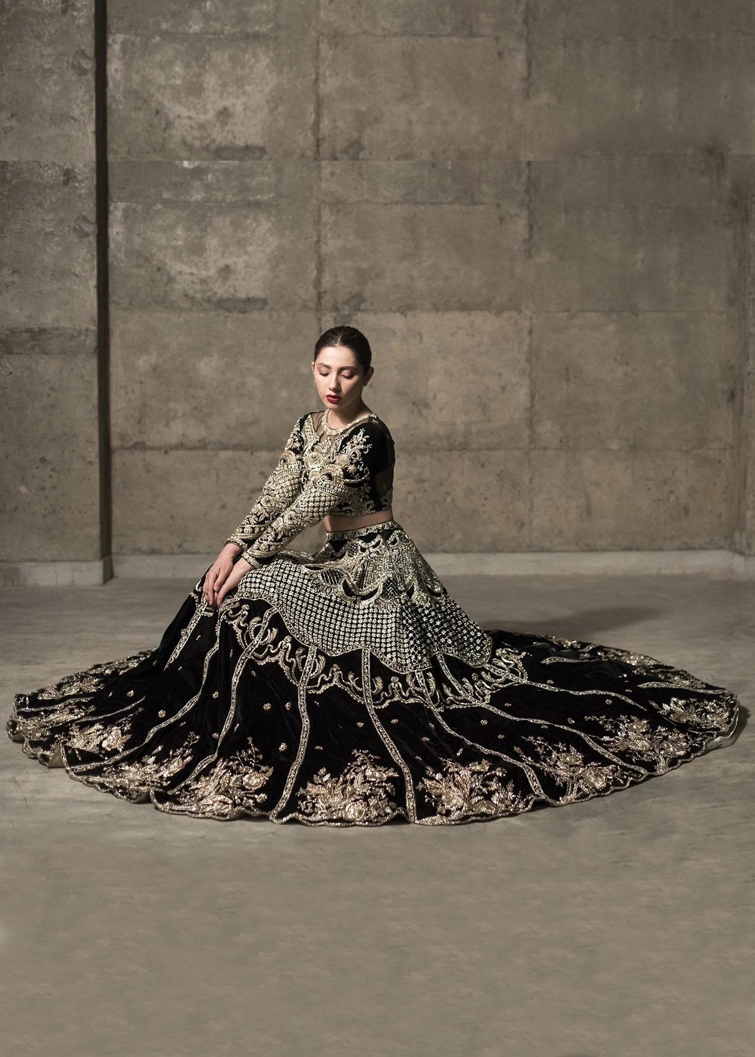 Black Bridal Lehnga Choli for Wedding #N7050