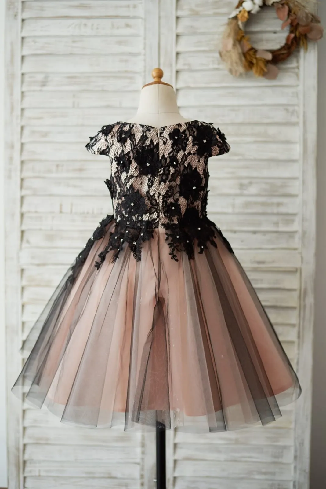 Cap Sleeves Black Lace Tulle Mauve Lining Wedding Flower Girl Dress