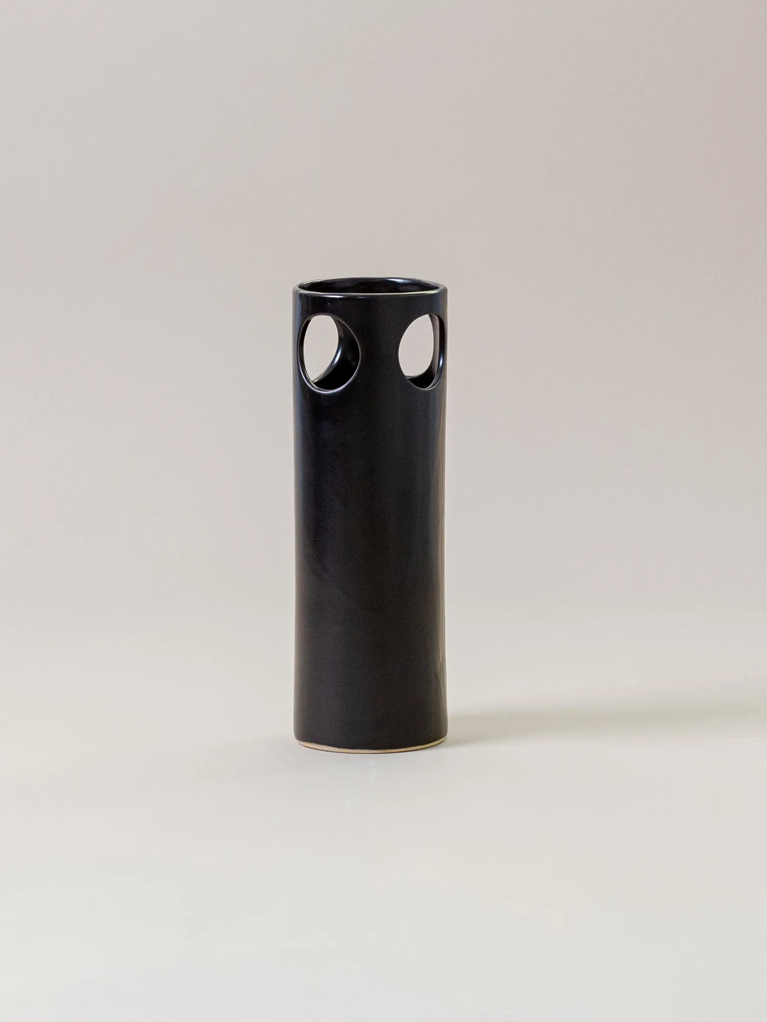 Cenote Vase, Black