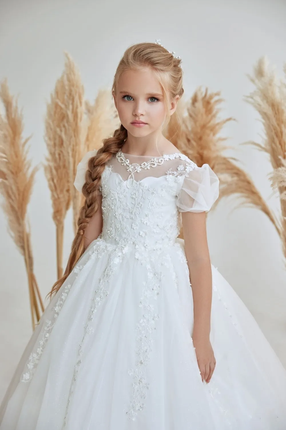 Classic Off White Tulle Girl Dress for First Communion or Weddings