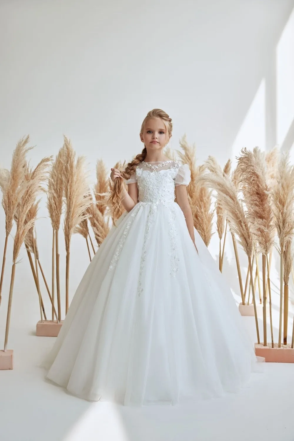 Classic Off White Tulle Girl Dress for First Communion or Weddings