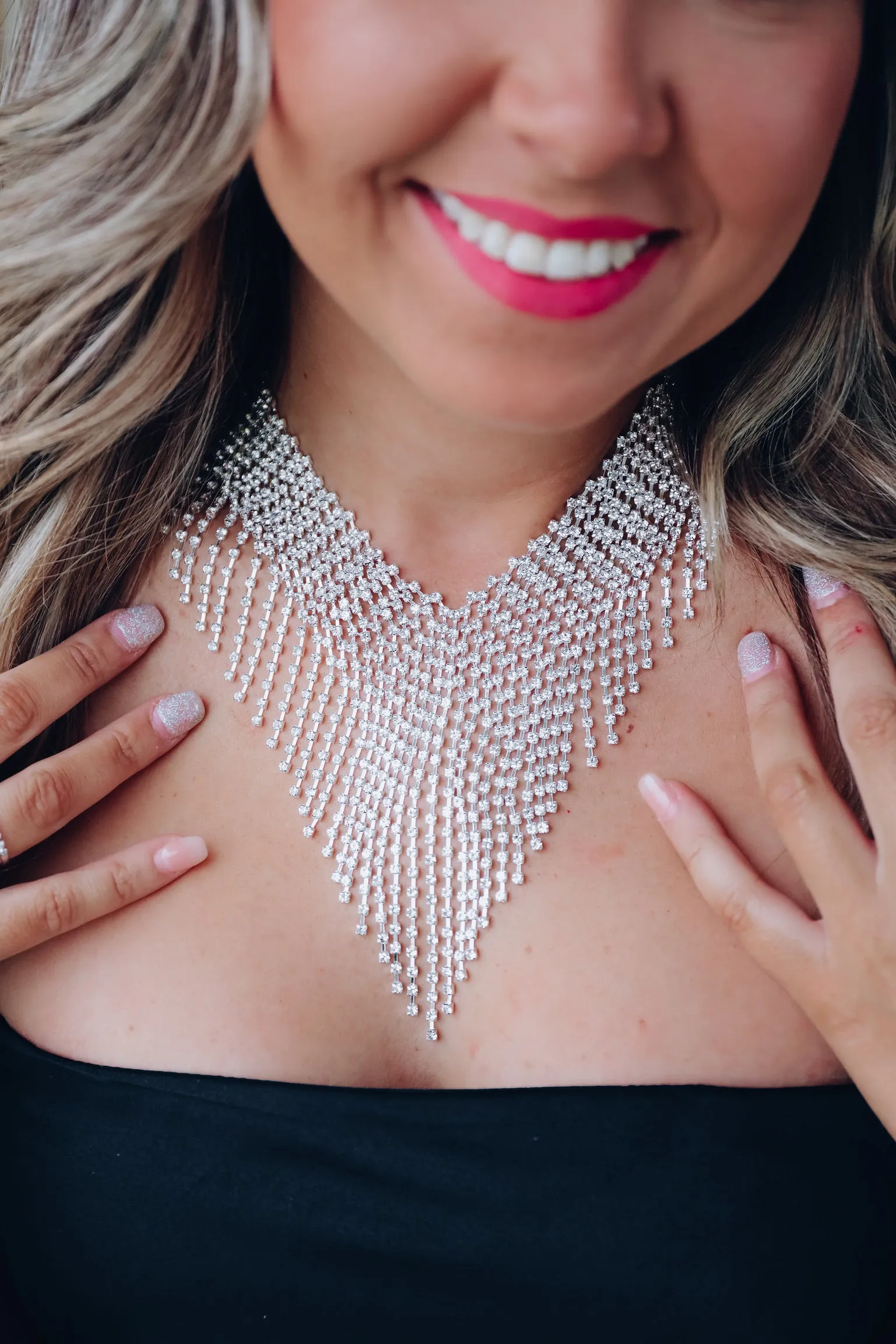 Dripping Diamonds V Shape Necklace - Silver