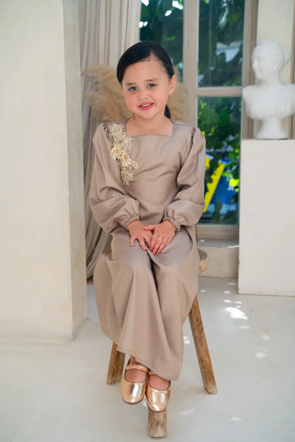 Dusky Pearl Embellished Kids Abaya