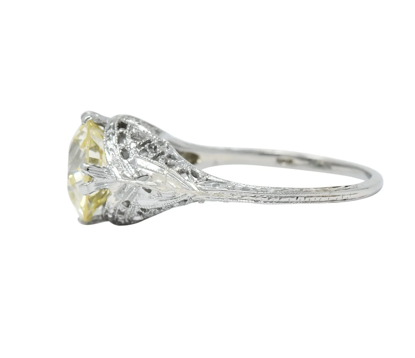 Edwardian 3.01 CTW Diamond 18 Karat White Gold Solitaire Engagement Ring GIA