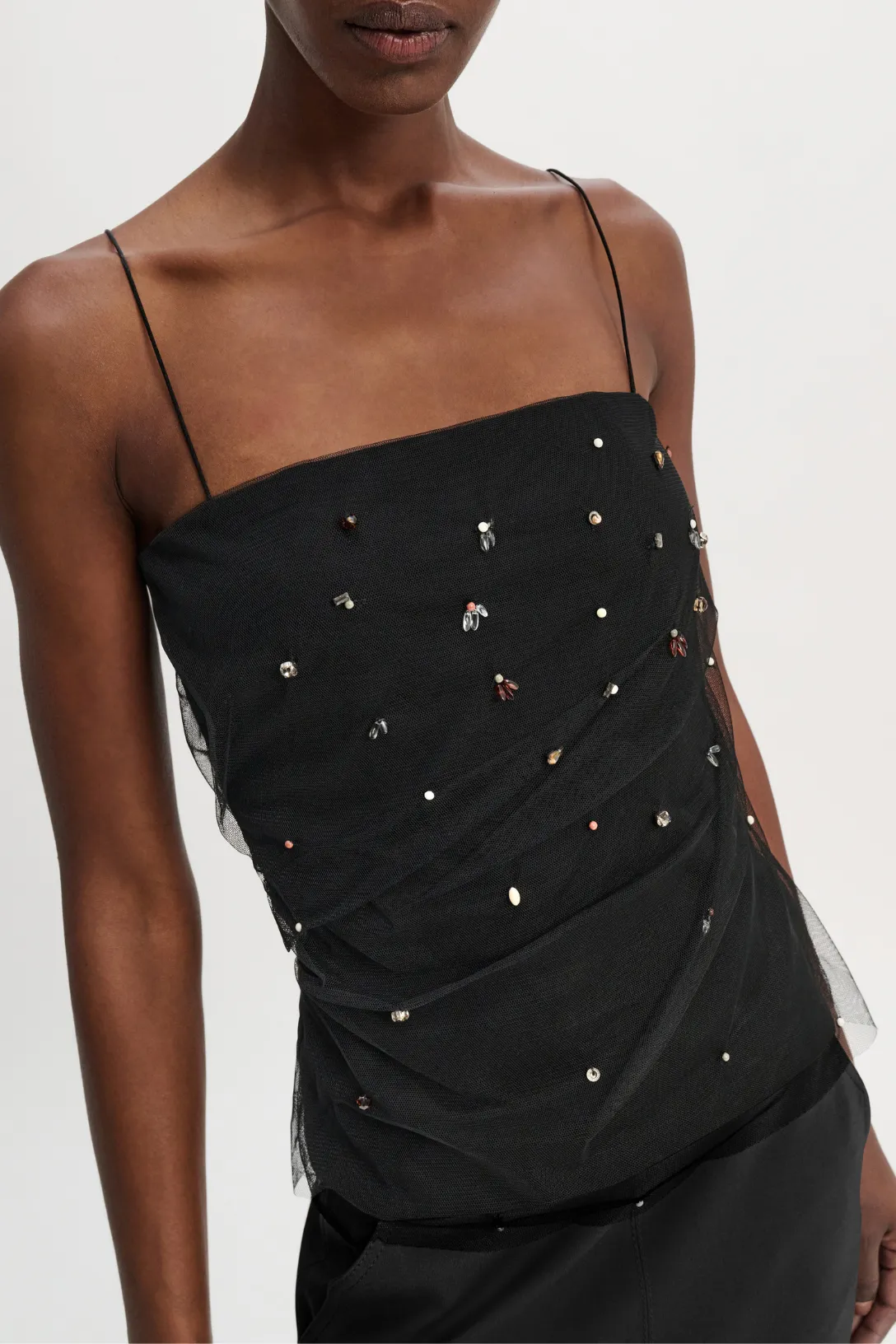 Emotional Essence Strapless Top | Pure Black
