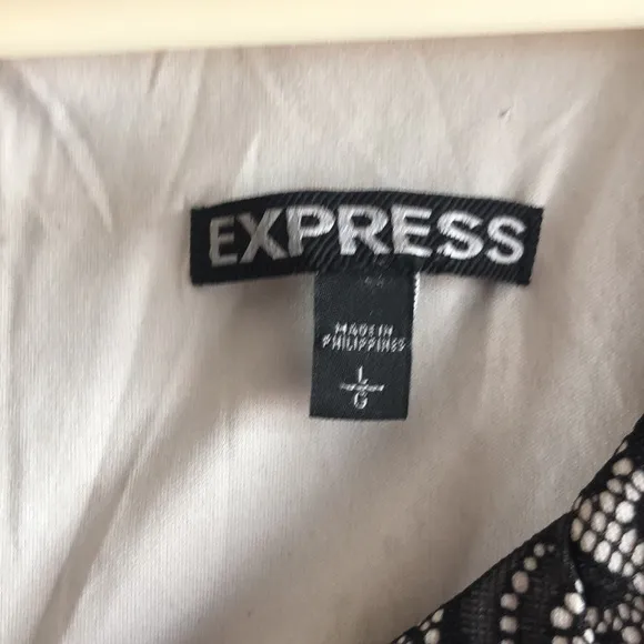 EXPRESS A line sleeveless tan and black floral laced design midi dress size L.