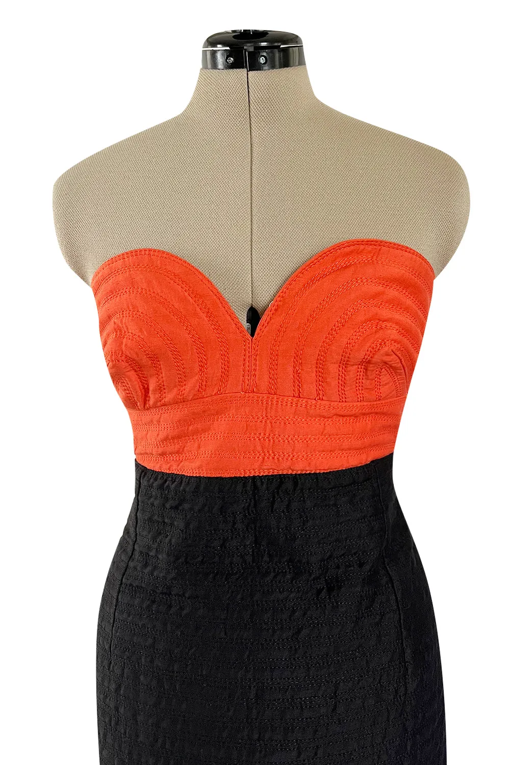 Killer Spring 1989 Gianni Versace Couture Strapless Topstitched Dress W Back Buttons & Cut Out