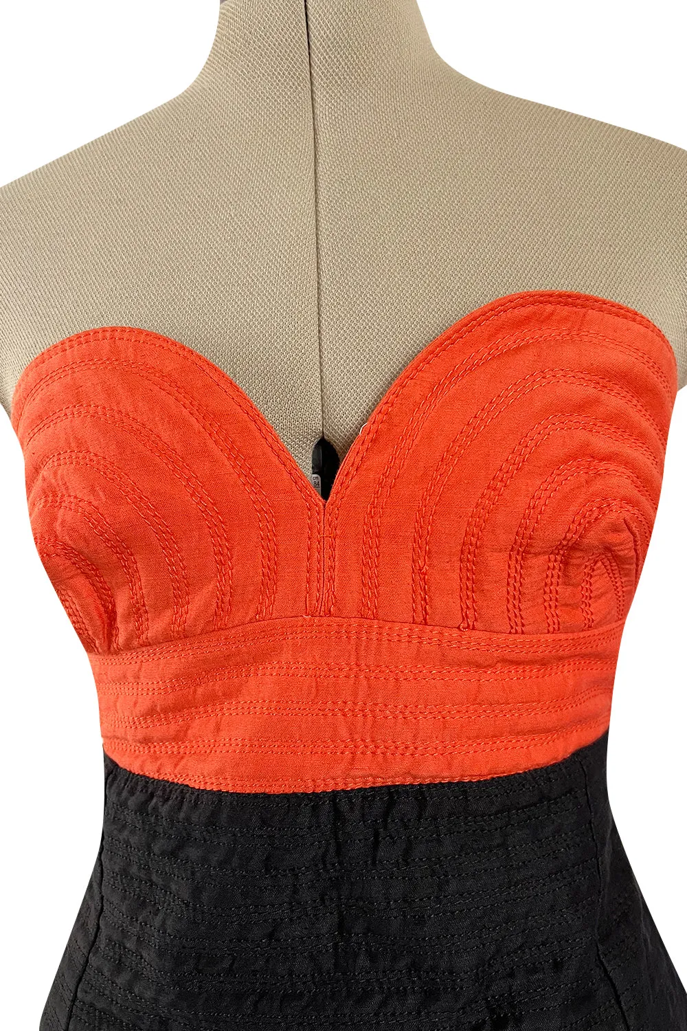 Killer Spring 1989 Gianni Versace Couture Strapless Topstitched Dress W Back Buttons & Cut Out