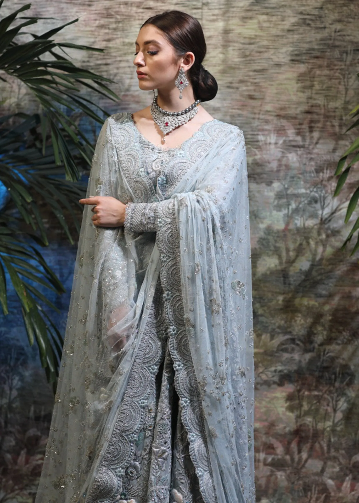 Latest Pakistani Bridal Heavy Dress for Wedding #J5132