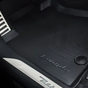 Maserati Levante All-Weather Floor Mats with Edges