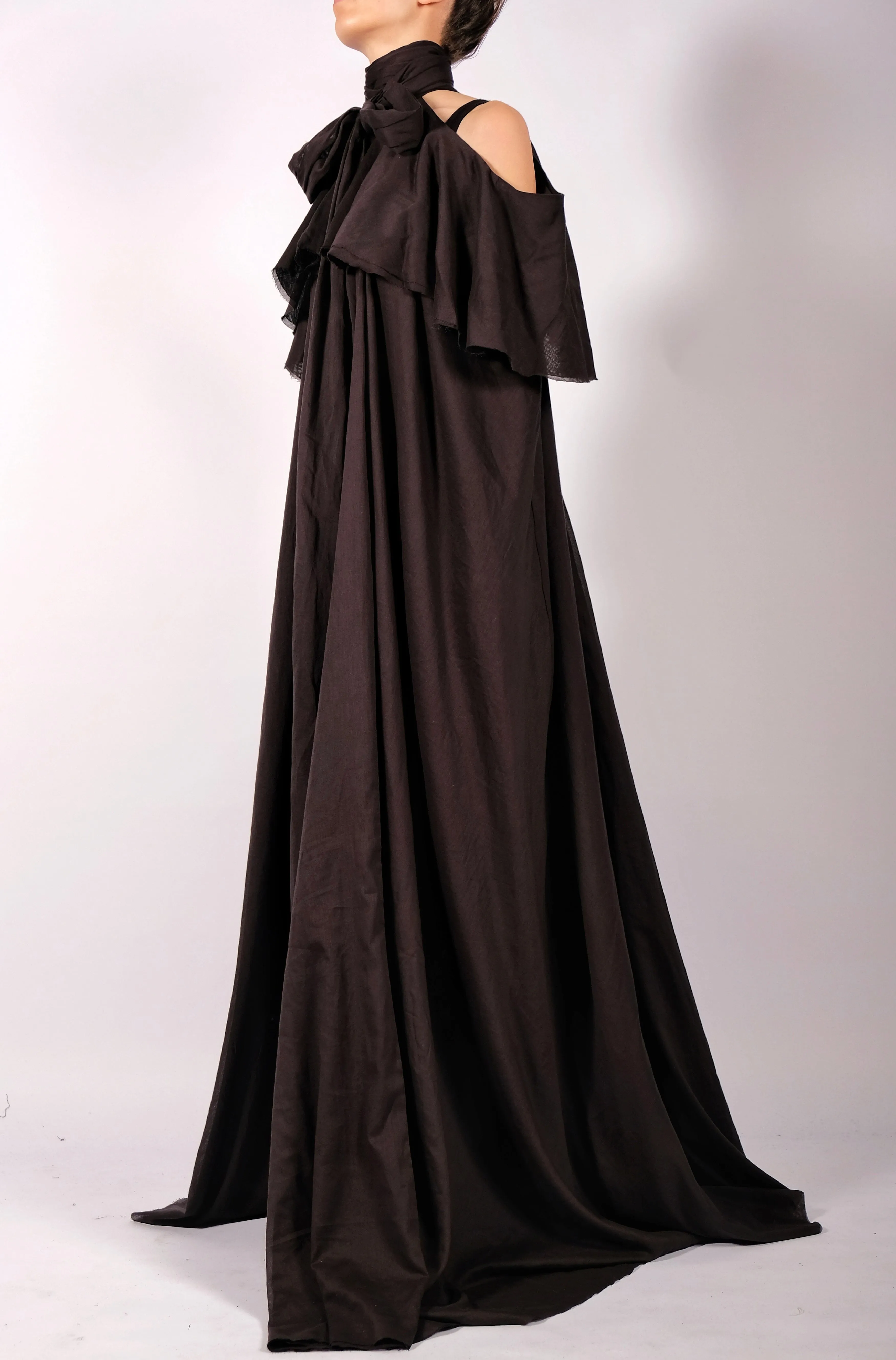 Maxi Light Cotton Ruffle Cape