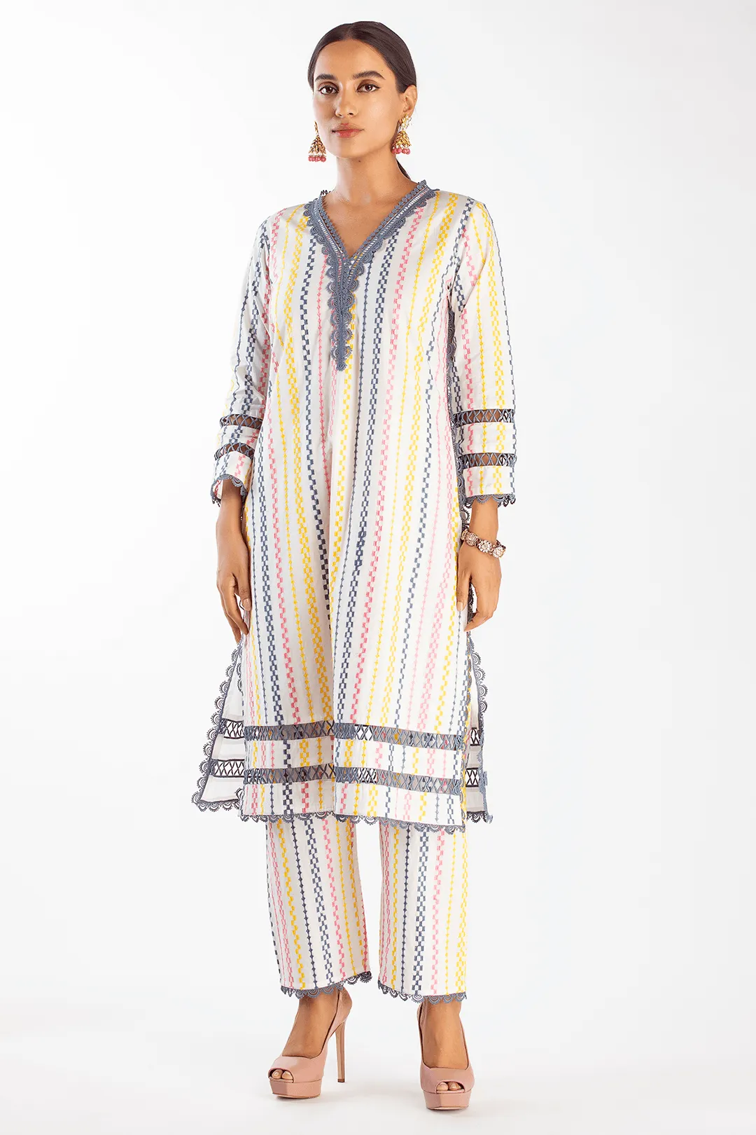 Mulmul Cotton Eva White Kurta With Eva White Pant