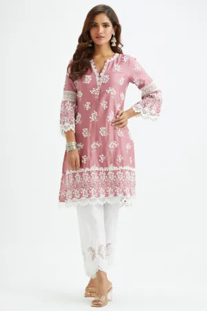 Mulmul Supima satin Celo Mauve Kurta With Applique Embroidered Pant