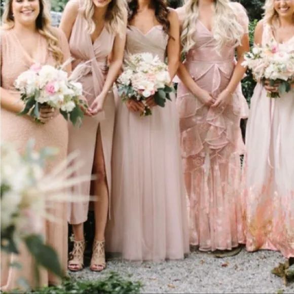 NBD Buttercup Gown Blush Pink size M