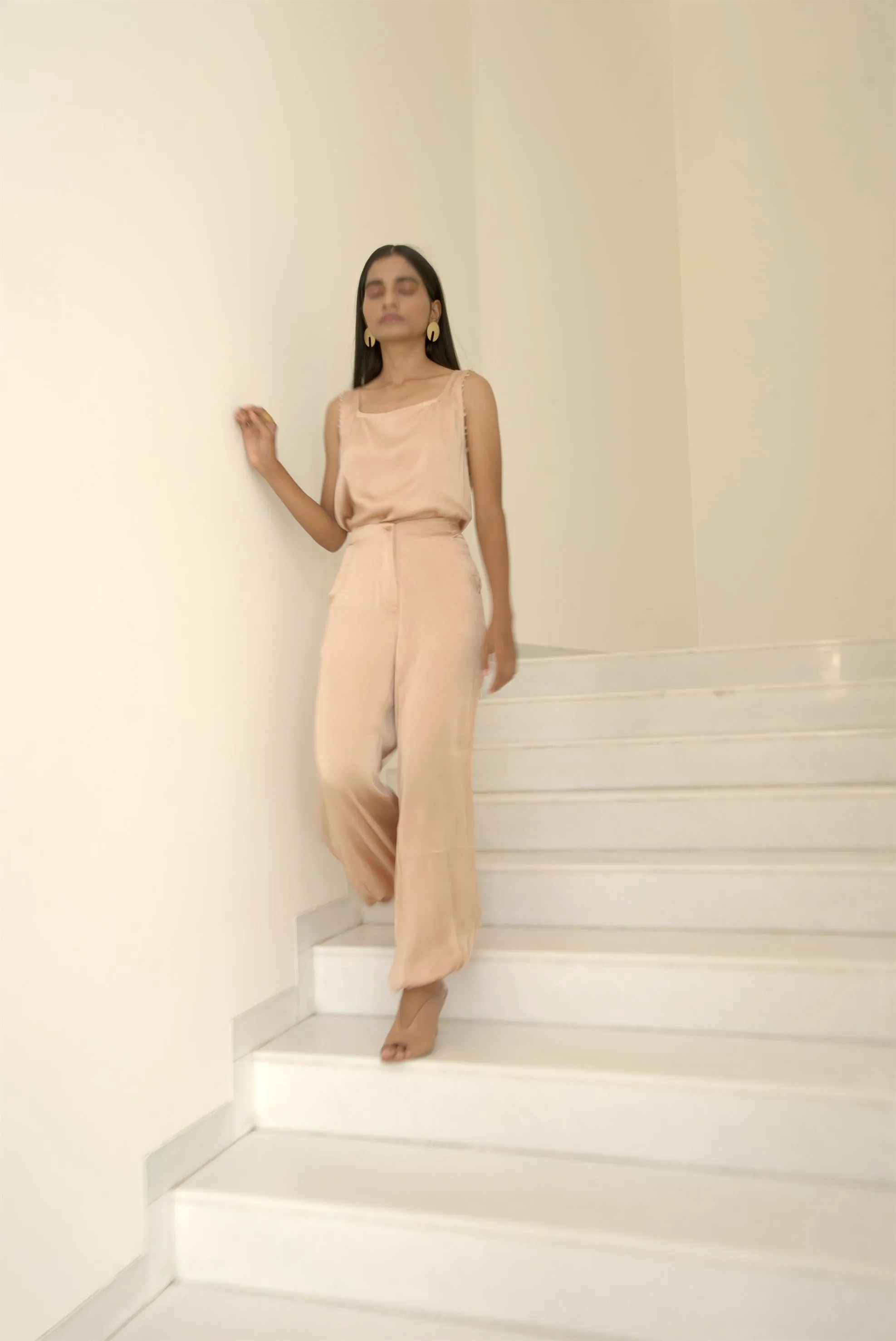 New Season Summer to Fall 2024-Top Lounge Silk Off White-CR/S/013-Suzanne-Fashion Edit Hemji