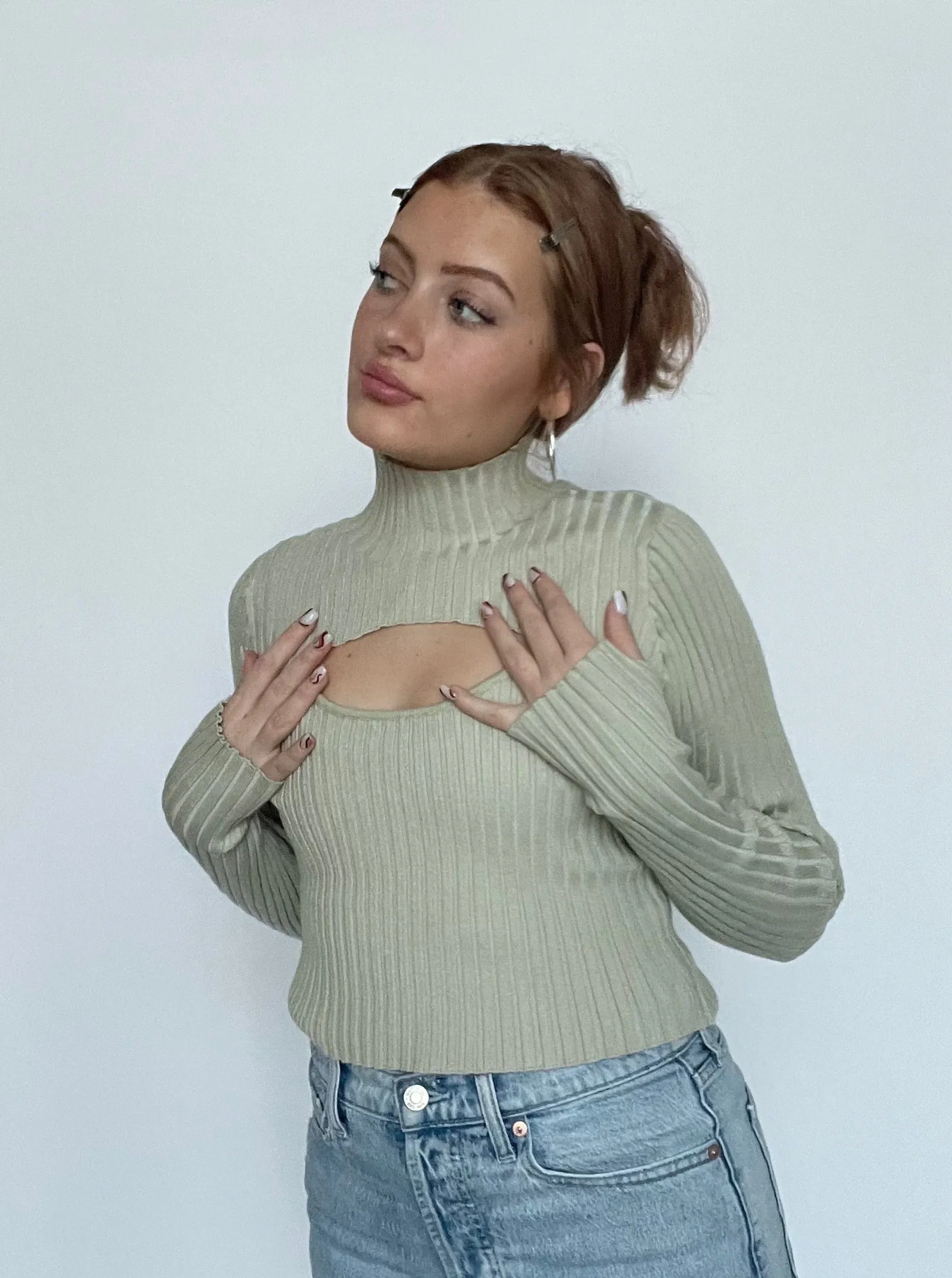 Ribbed Cut Out Top