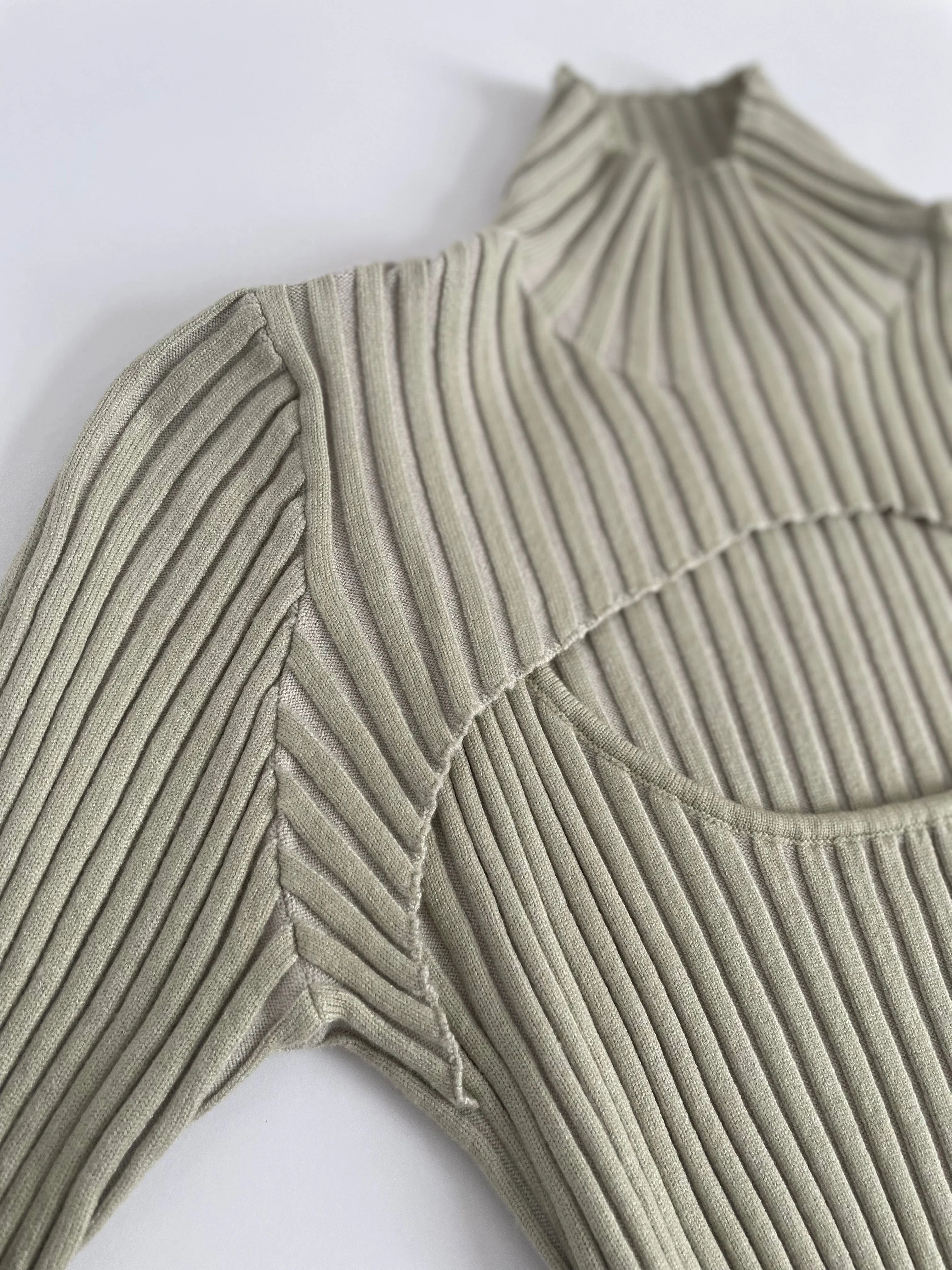 Ribbed Cut Out Top