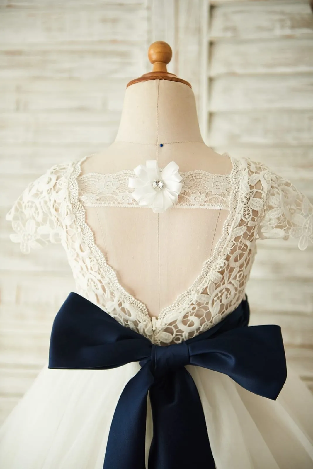 Short Sleeves V Back Lace Tulle Wedding Flower Girl Dress, Navy Blue Belt