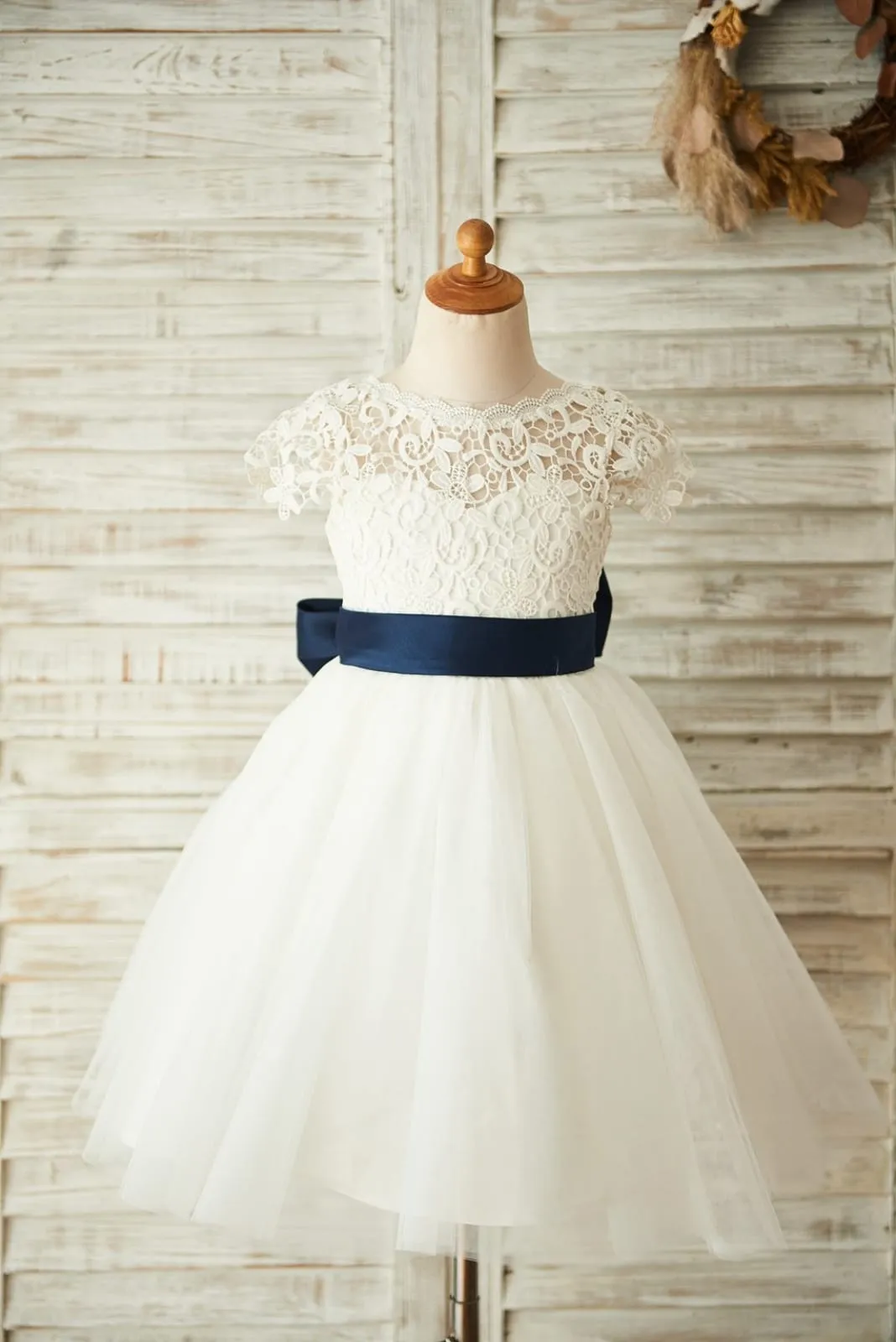 Short Sleeves V Back Lace Tulle Wedding Flower Girl Dress, Navy Blue Belt