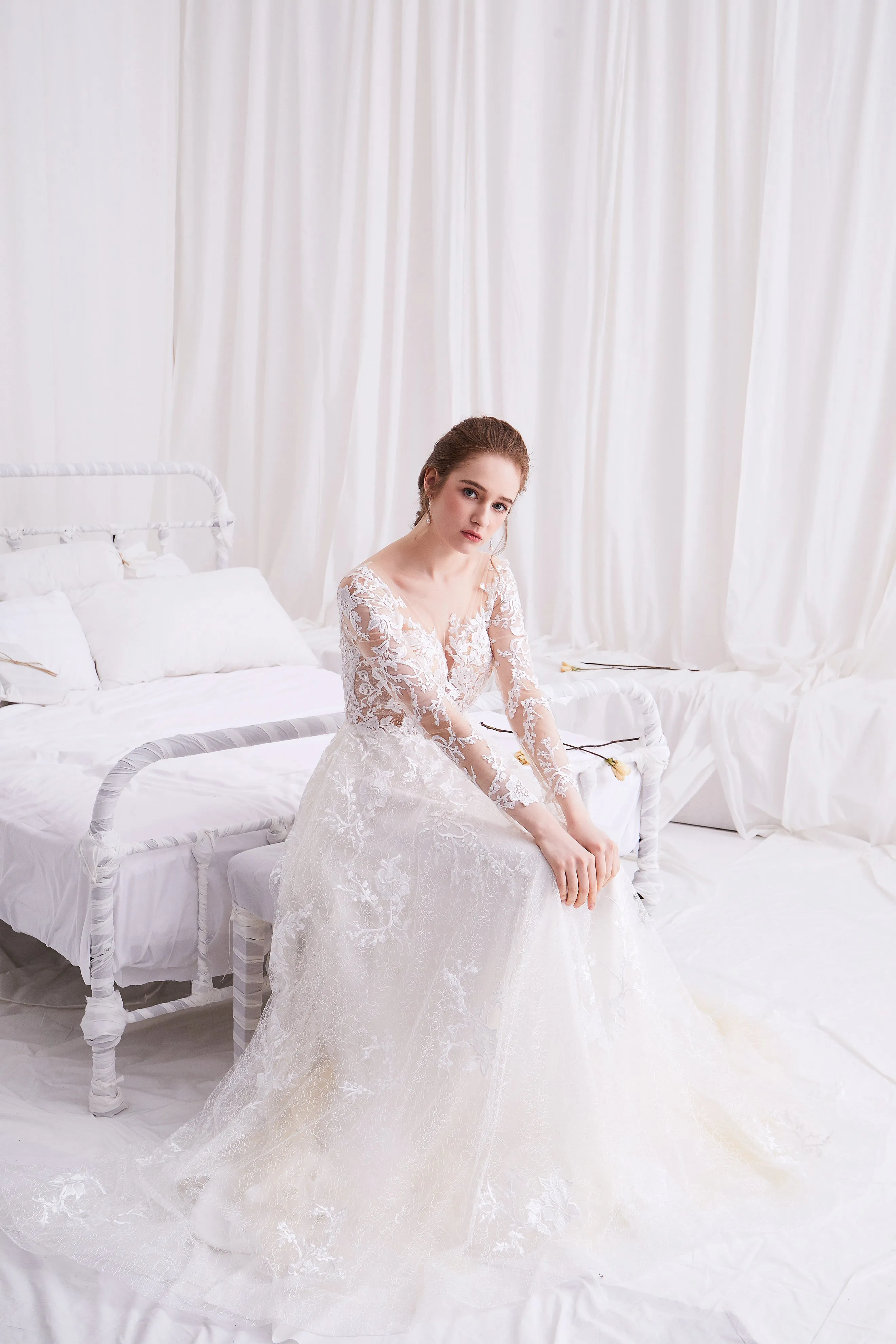 Syrinx - Selena Huan Long Sleeves Water-waive Embroidery French Floral Lace A-line Gown