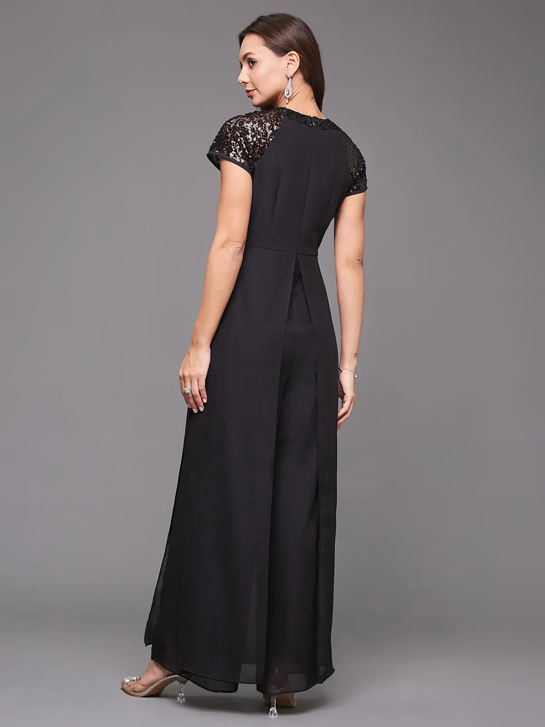 Women's Black Solid Round-Neck Raglan-Short Sleeves Sequined Panel Layered Party Jumpsuit